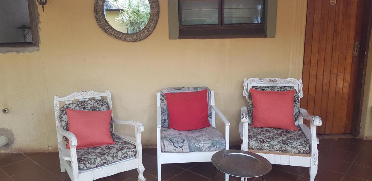 Africas Eden Guesthouse Mookgophong Bagian luar foto