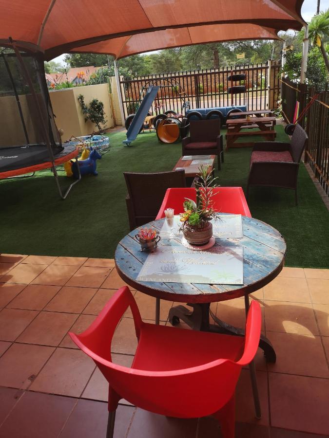 Africas Eden Guesthouse Mookgophong Bagian luar foto