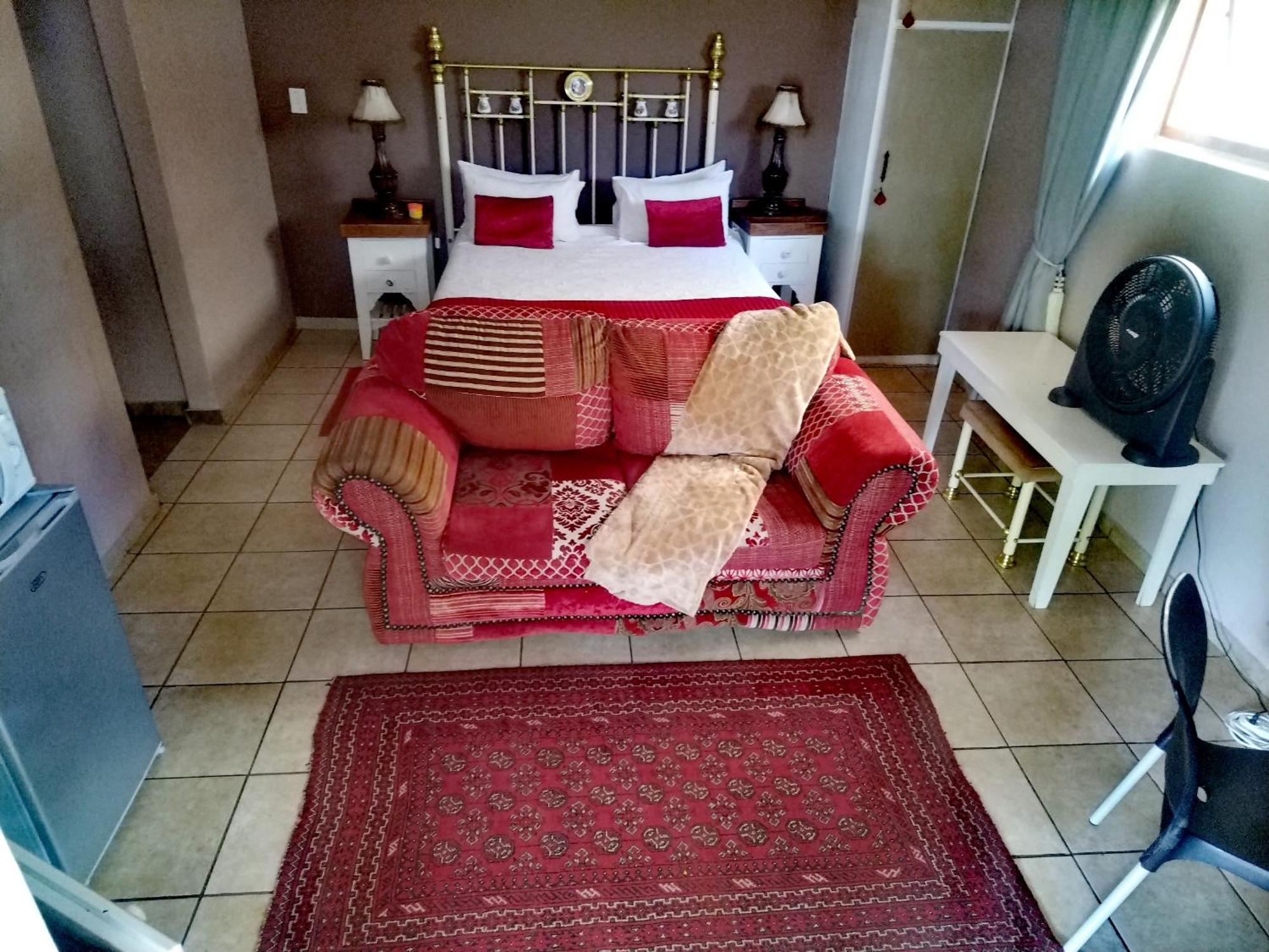 Africas Eden Guesthouse Mookgophong Bagian luar foto